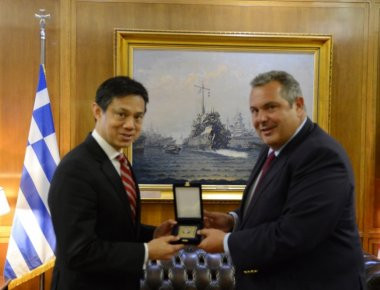 Συνάντηση του Π. Καμμένου με τον Αναπληρωτή Βοηθό ΥΠΕΞ των ΗΠΑ στο ΥΠΕΘΑ (φωτό)